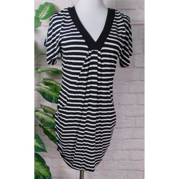 Black & White Striped V-Neck Short Sleeve Tunic Dress By INC M - Picture 1 of 11